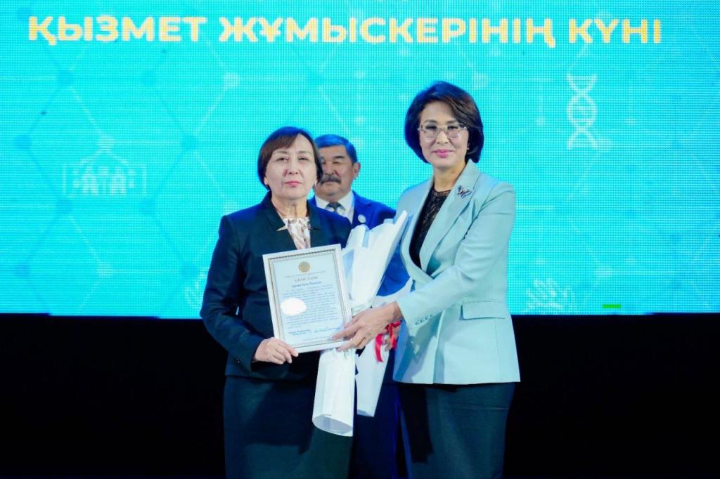 В КАЗАХСТАНЕ ВПЕРВЫЕ ОТМЕЧАЮТ ДЕНЬ РАБОТНИКА САНИТАРНО-ЭПИДЕМИОЛОГИЧЕСКОЙ СЛУЖБЫ