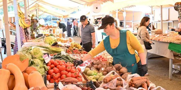 В Алматы продаются товары по сниженным ценам в рамках акции «Береке Fest»