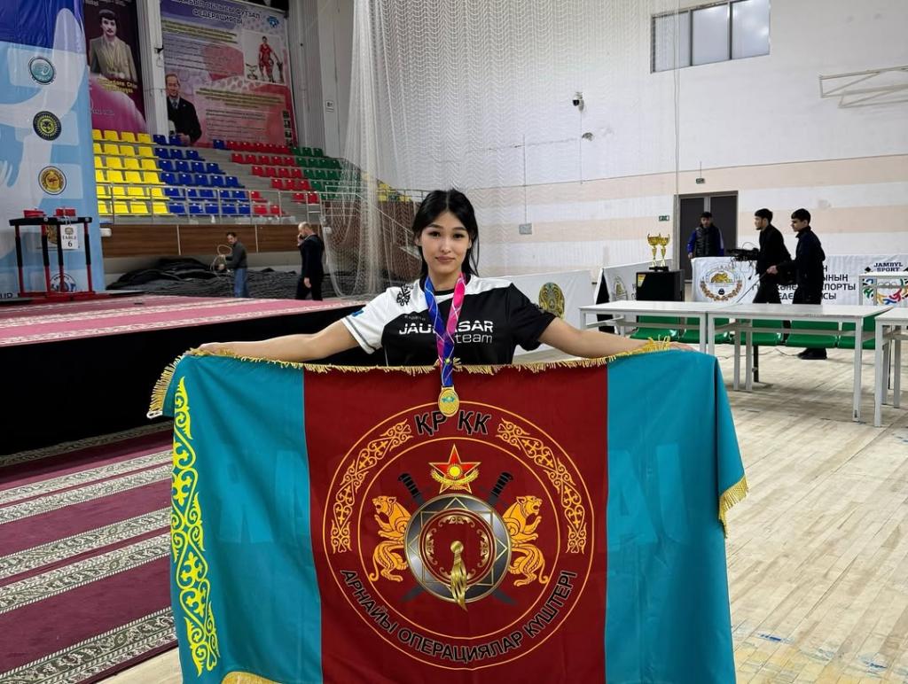 Служащая Вооружённых Сил завоевала «золото» на чемпионате мира по армрестлингу