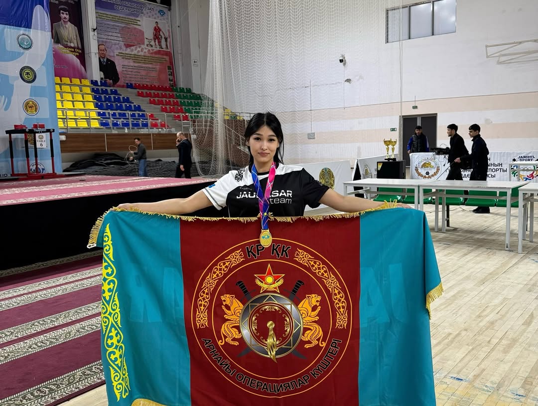 Служащая Вооружённых Сил завоевала «золото» на чемпионате мира по армрестлингу