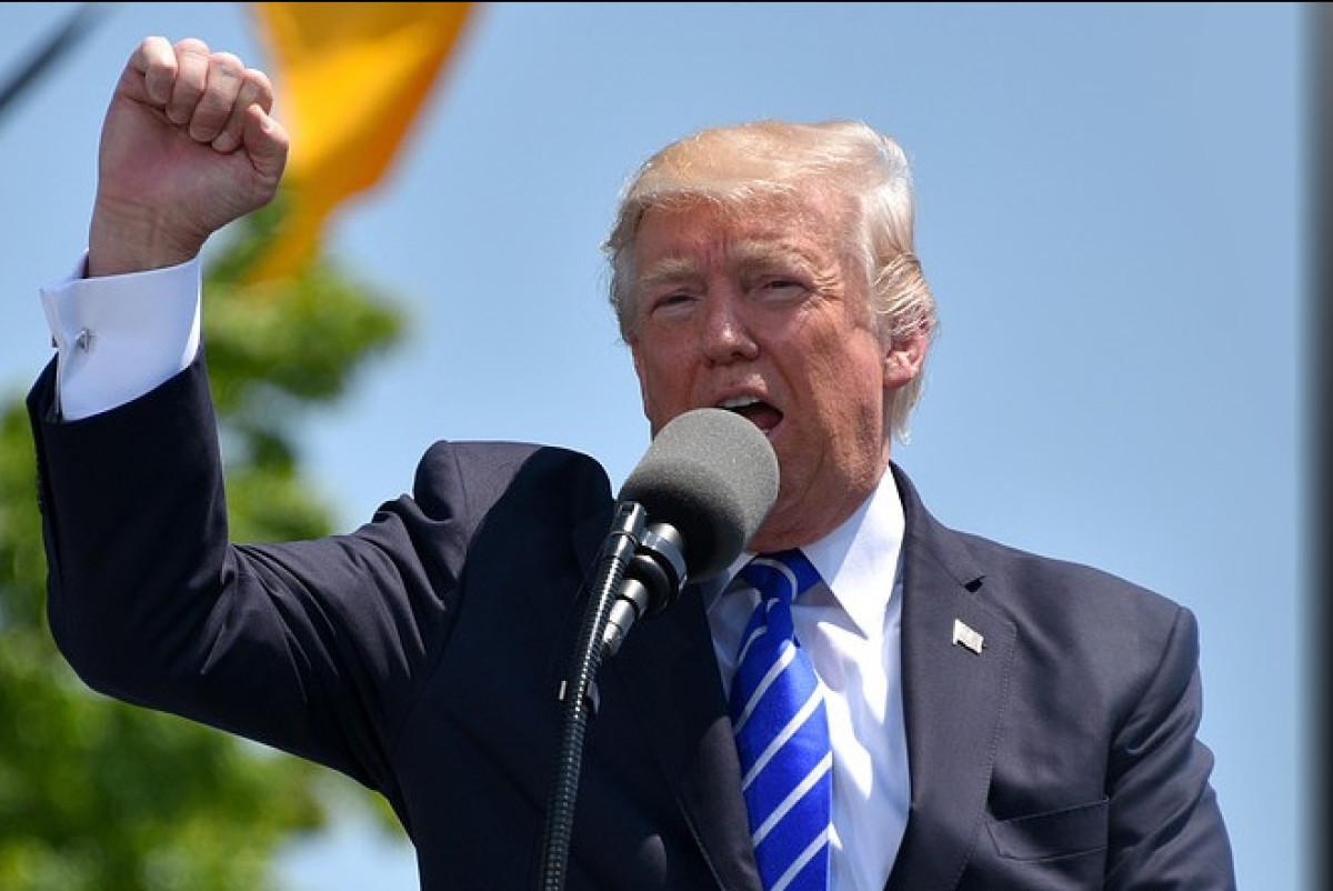 Трамп снова обрушился с критикой на Сороса