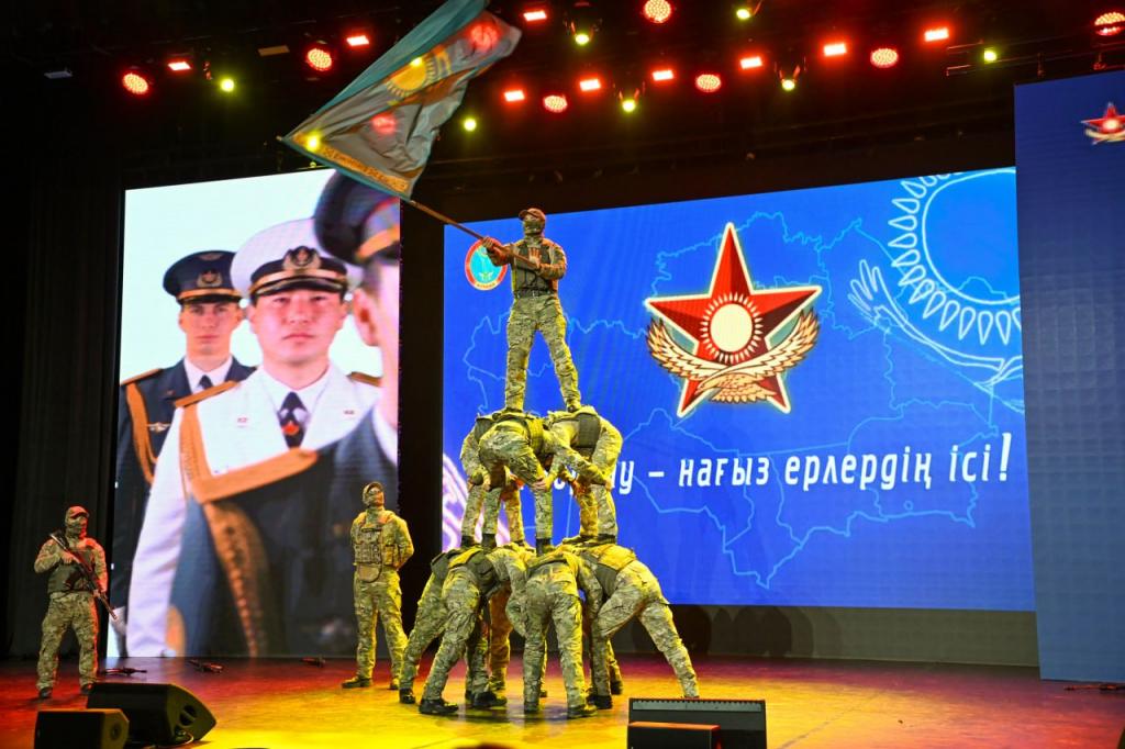 В Астане прошла военно-патриотическая акция «Ел қорғау – нағыз ерлер ісі»