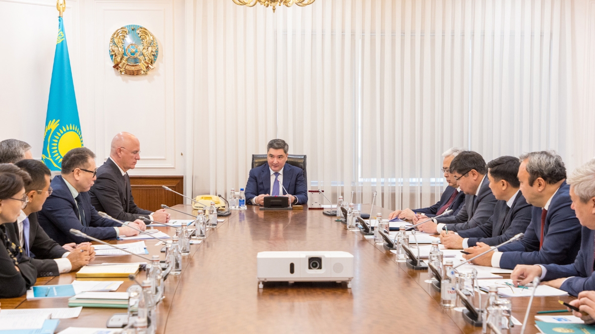 Правительством принимаются меры по обеспечению макроэкономической стабильности и нивелированию негативных последствий экономических реформ