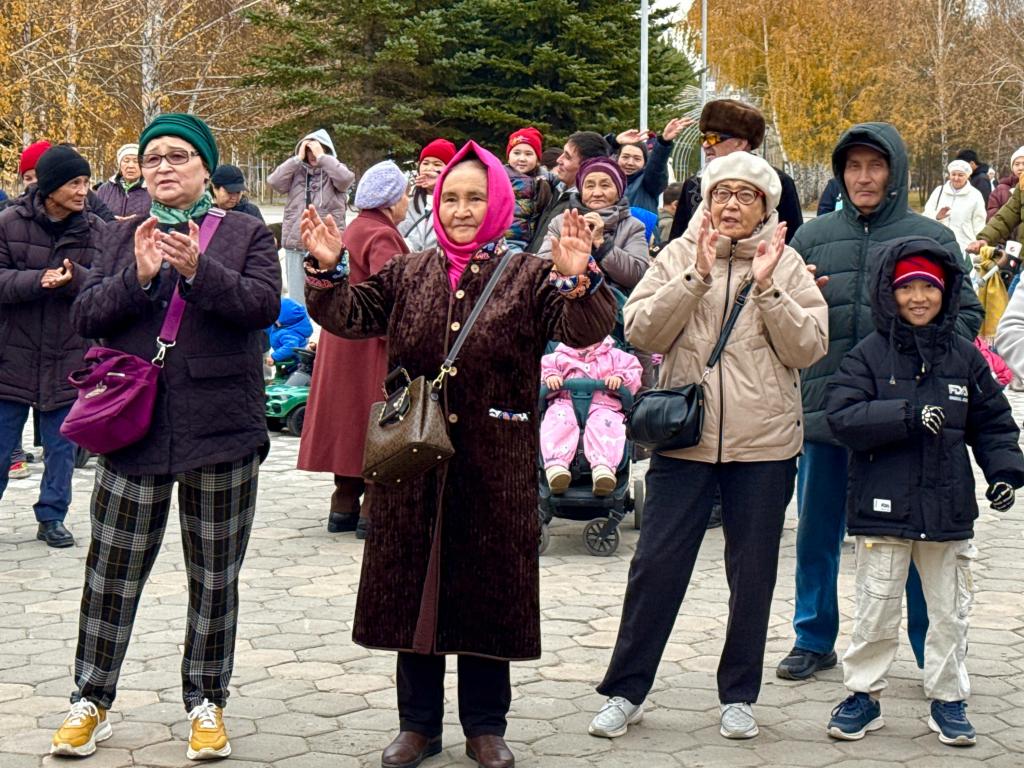 В столичном парке «Жеруйык» широко отметили День Республики