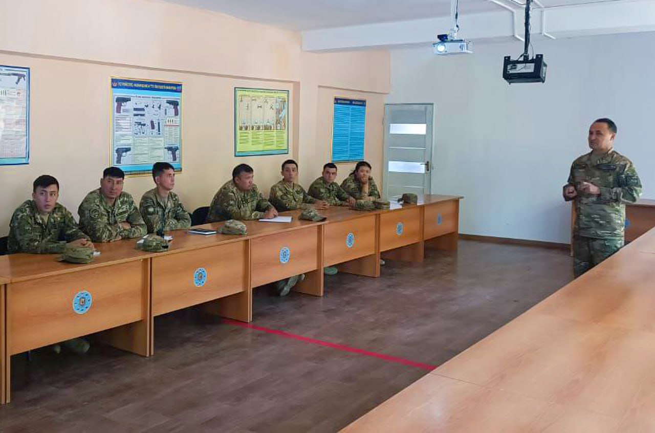 Минобороны организовало курсы  по повышению педагогической и психологической компетенции командиров подразделений
