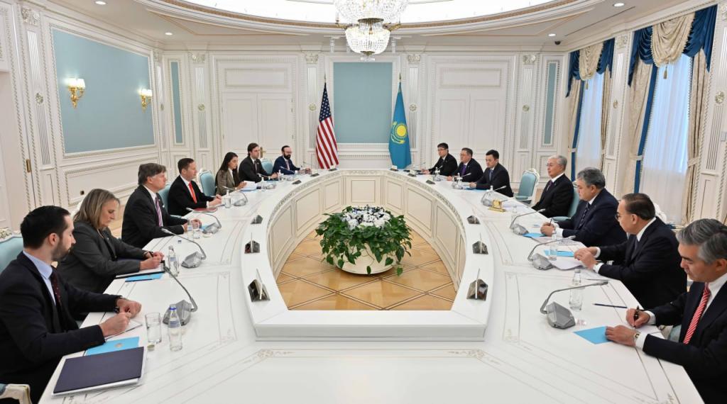 Глава государства встретился со Спецпредставителем Президента США Серджио Гором и первым заместителем Госсекретаря США Кристофером Ландау