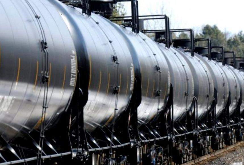 Запрет на вывоз нефтепродуктов из Казахстана продлен на полгода