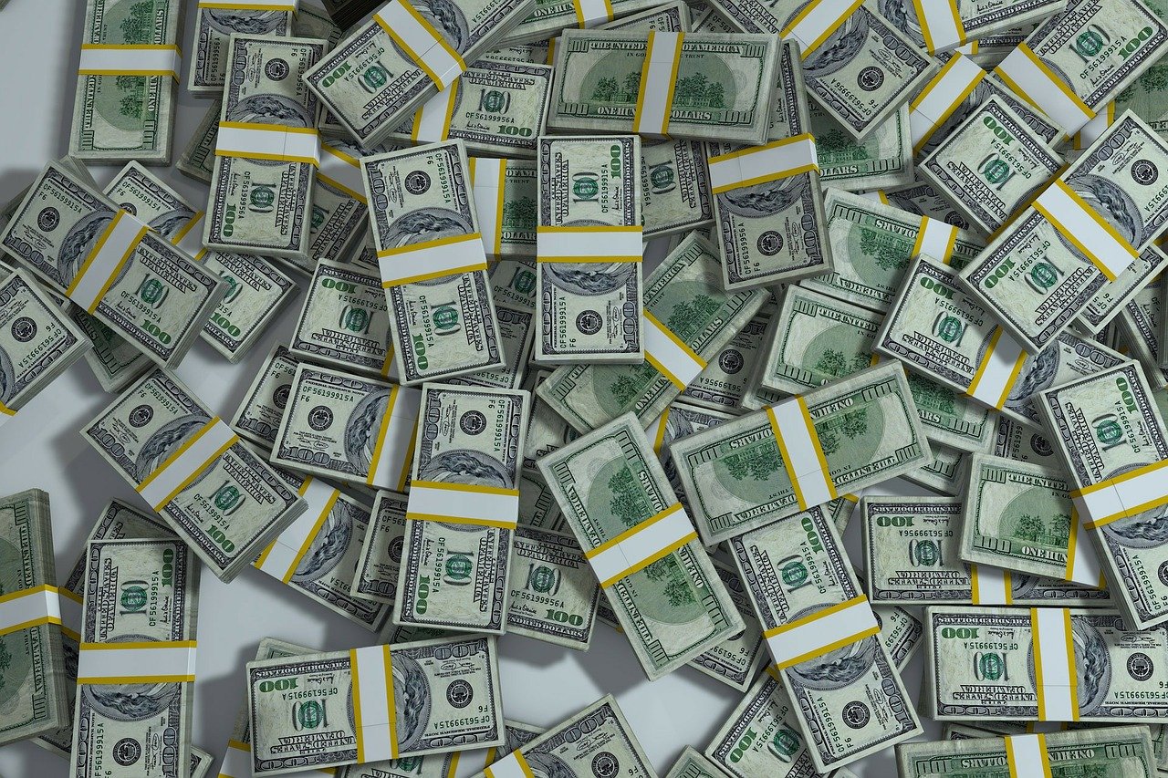 В октябре из Нацфонда продано 600 млн долларов США