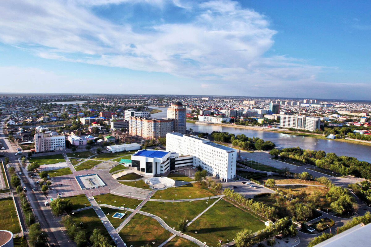 В Атырау рассматривается возможность разделения города на два административных района