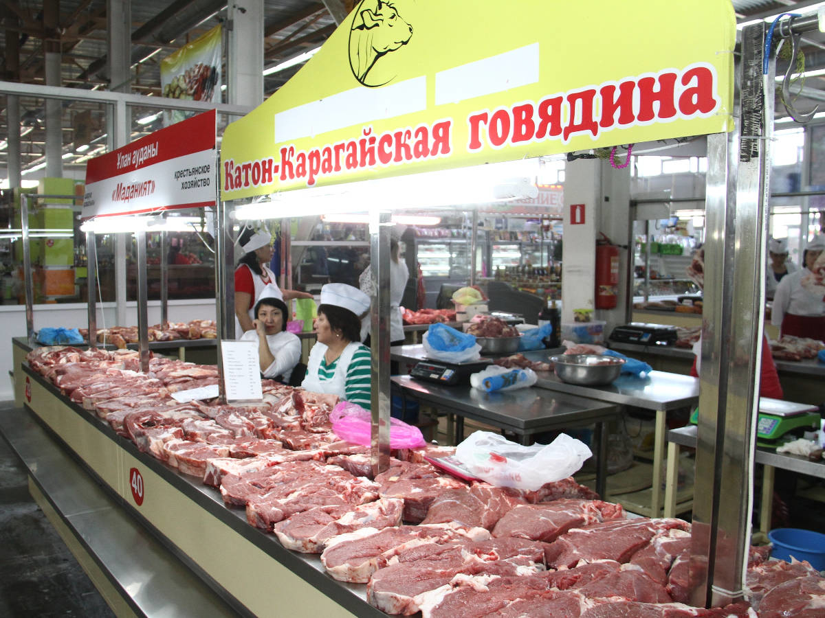 В столице усилен контроль за ценами на социально значимые продукты 