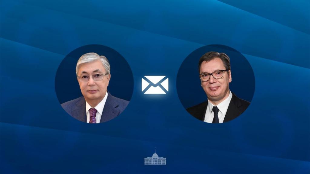 Глава государства поздравил Президента Александра Вучича с Днем государственности Сербии