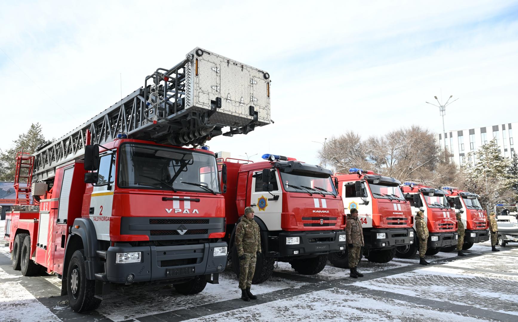 В Жетісу выдали спецтехнику спасателям