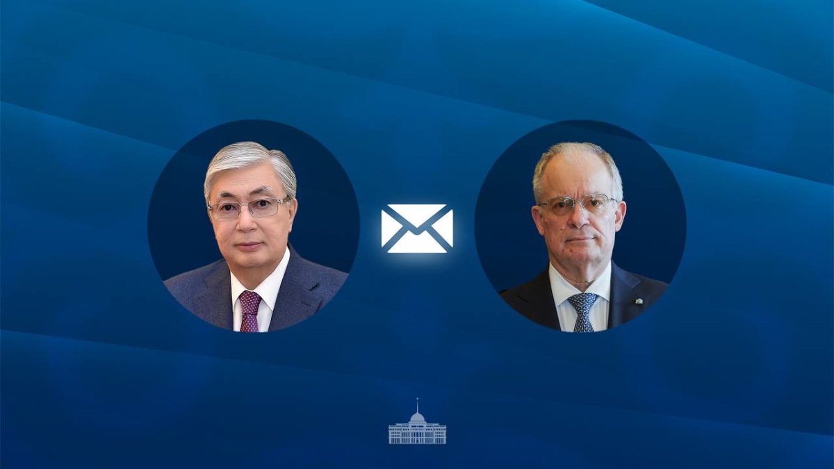 Глава государства направил телеграмму поздравления Президенту Греции Константиносу Тасуласу