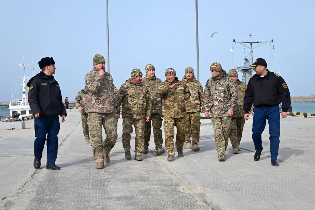 Начальник Генерального штаба проверил боеготовность кораблей Военно-морских сил