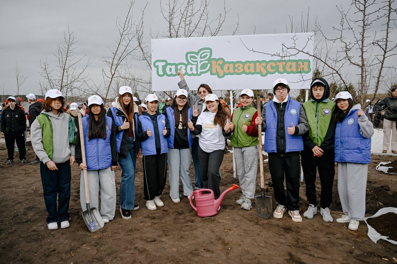 🌿 «Таза Қазақстан»: в области высажено более 70 тысяч деревьев