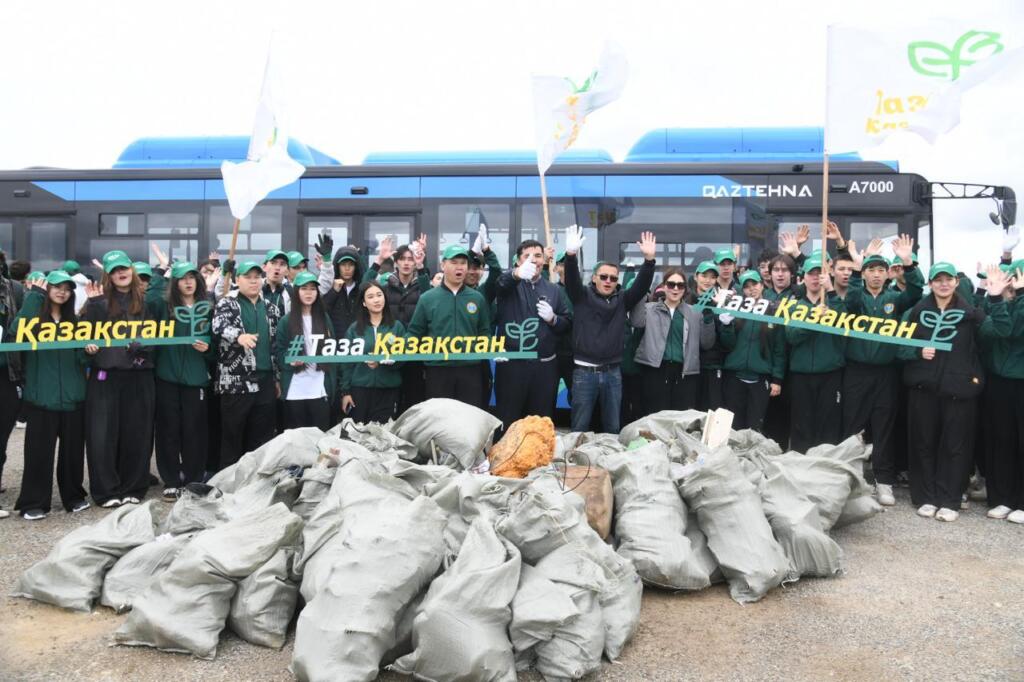 Более 100 бойцов «Жасыл ел» провели экоакцию в Астане