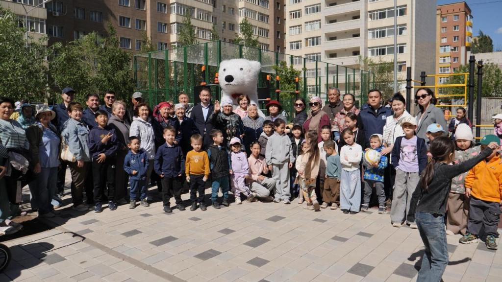 «Бюджет народного участия»: в столичном районе Алматы торжественно открыли благоустроенный двор