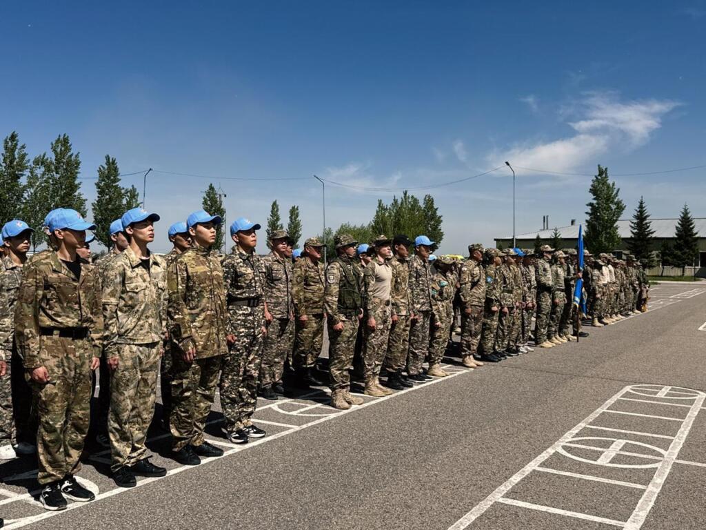 В Астане прошел военно-патриотический сбор молодежи «Айбын-2026»