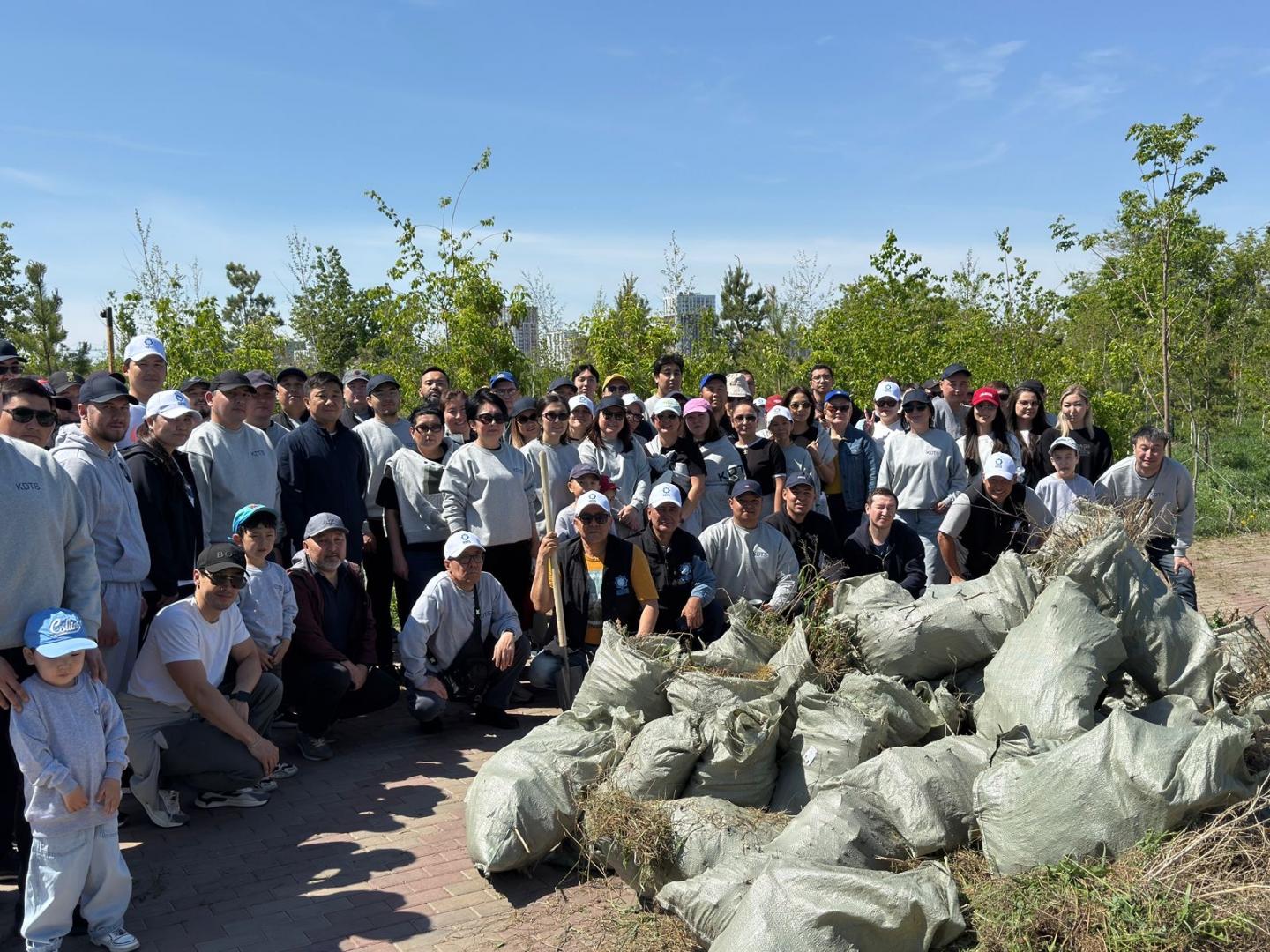 Более 100 тысяч жителей поддержали экоакцию «Таза Қазақстан» в Астане