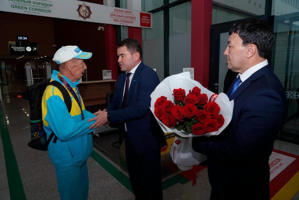 80-летний марафонец из Астаны покорил Кейптаун