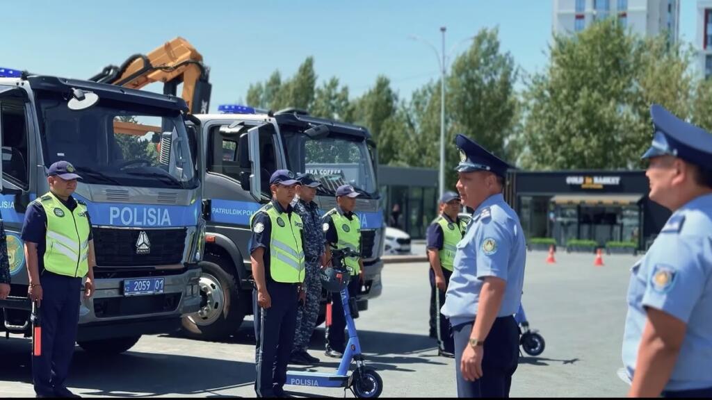 В Астане усилили контроль за пользователями электросамокатов