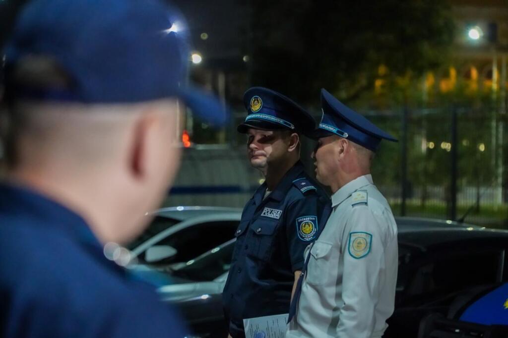 Ночные рейды по Астане: подростков без сопровождения родителей доставили в полицию