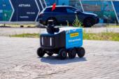 Роботы-курьеры начали доставлять заказы жителям Астаны