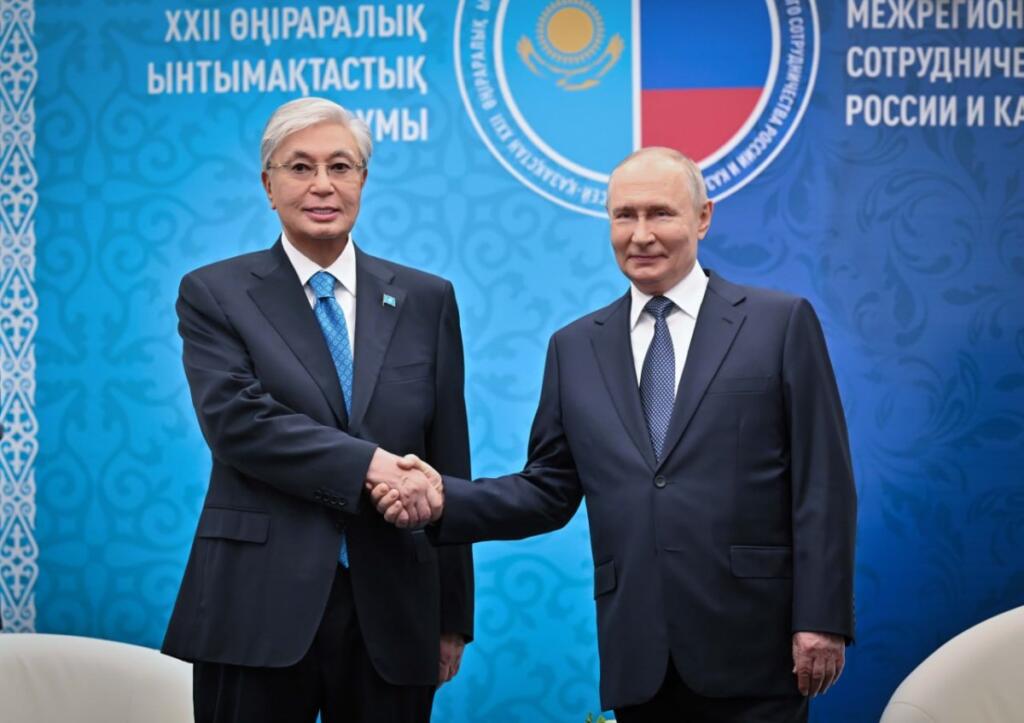 Касым-Жомарт Токаев встретился с российским лидером Владимиром Путиным