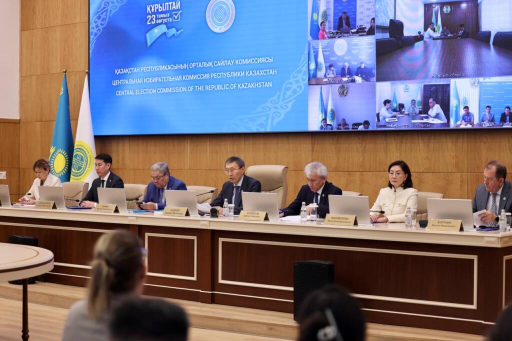 ЦИК зарегистрировала партийный список «Әділет» для участия в выборах в Курултай
