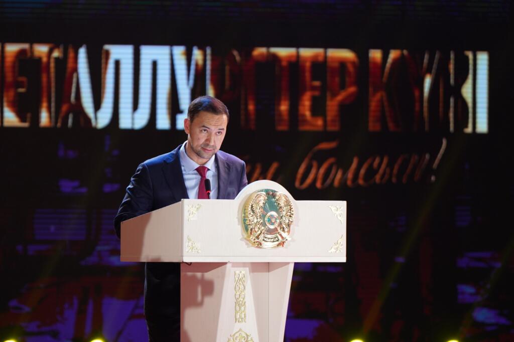 Руслан Өскенәлі