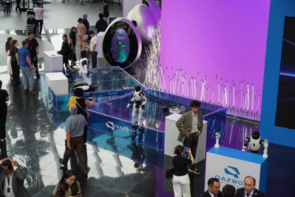 В Астане прошел QAZBOT ROBOTICS FORUM 2026