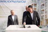 В Жезказгане и Сатпаеве началось строительство жилья на 300 квартир