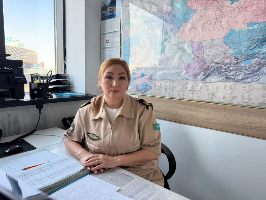Лица МЧС: оперативный дежурный Казавиаспас Алма Мухамедиева