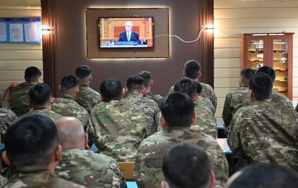 Военнослужащие Вооруженных Сил Казахстана поддержали приоритеты Послания Главы государства