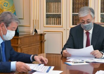 Касым-Жомарт Токаев и Ахметжан Есимов