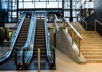 Торговый центр. Optimizm.kz