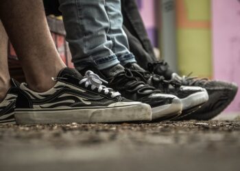 Подростки, Казахстан. Optimizm.kz