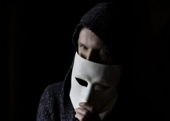 Мошенник. Optimism.kz