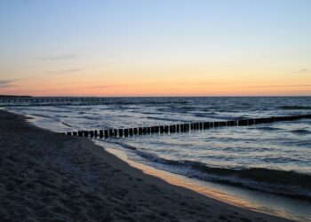 Пляж. Optimizm.kz