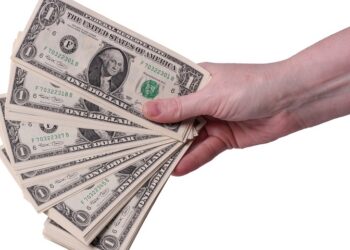 Доллар. Optimism.kz