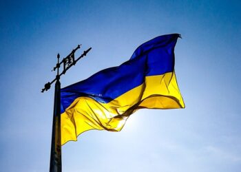 Флаг Украины. Optimizm.kz