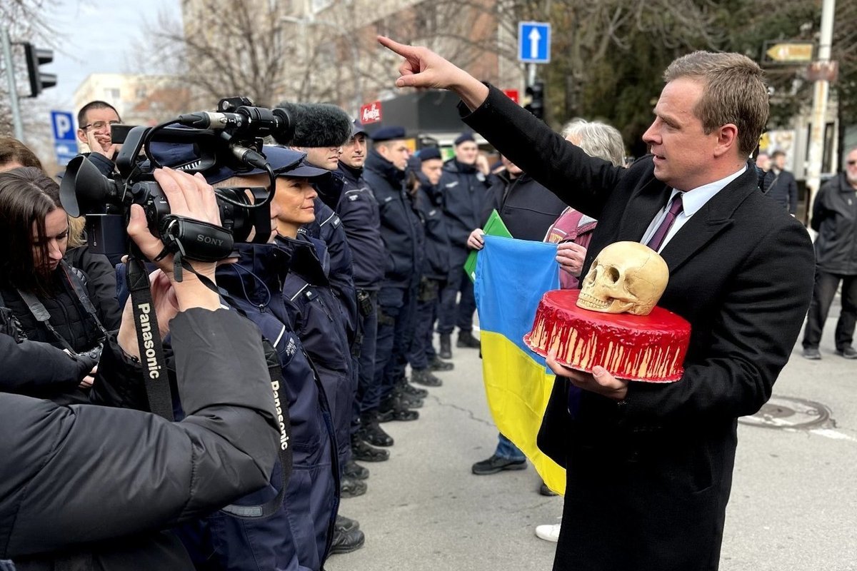 Видео сербской леди