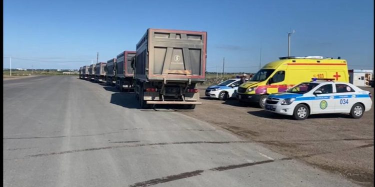 Акмолинские полицейские проводят рейды на трассах и проверяют водителей на утомленность