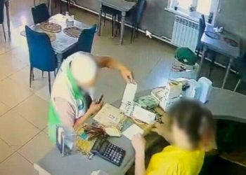 Пенсионер распространял материалы религиозного характера в ВКО