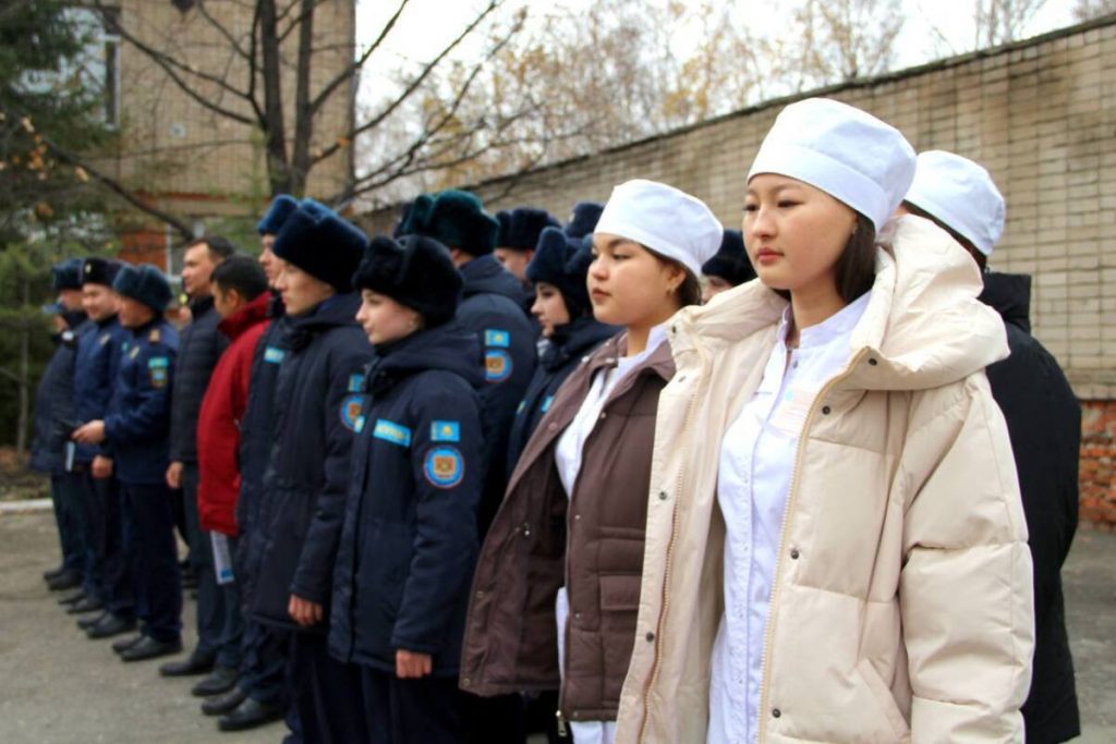 Полицейские и огнеборцы проводят рейды в общежитиях и хостелах СКО