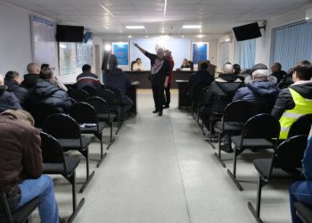 Экскурсию в спецприемник организовали семейным дебоширам полицейские СКО