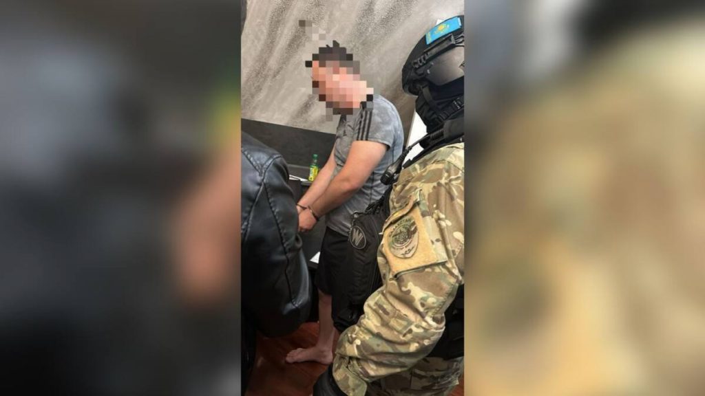 38-летний алматинец изобличен в распространении порнографических материалов