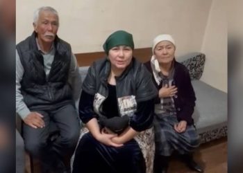 Не видели сына два года: пропавшего мужчину воссоединили с семьей полицейские Шымкента