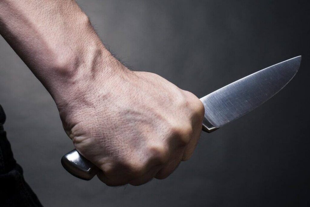 Ударил ножом отца: мужчину задержала полиция Кокшетау