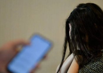 Угрожал распространить интимные фото: вымогателя задержали полицейские Шымкента